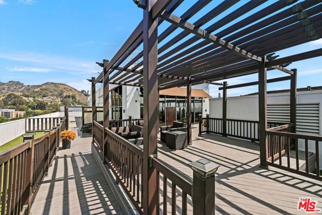 7250 Franklin Avenue 507, Los Angeles, CA 90046