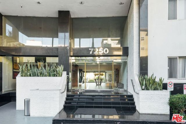 7250 Franklin Avenue 507, Los Angeles, CA 90046