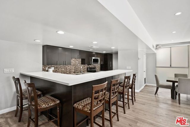 7250 Franklin Avenue 507, Los Angeles, CA 90046