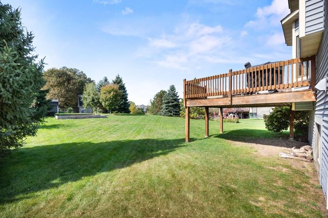1338 Oakwood Lane, Hanover, MN 55341