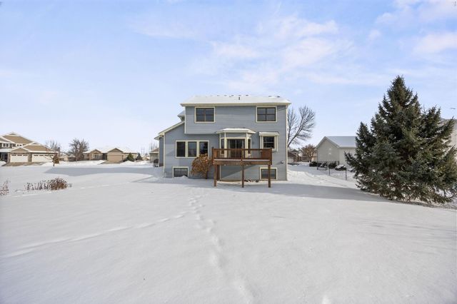 1338 Oakwood Lane, Hanover, MN 55341