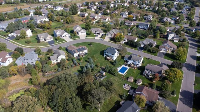 1338 Oakwood Lane, Hanover, MN 55341