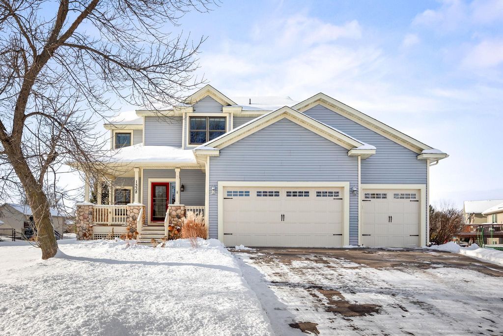 1338 Oakwood Lane, Hanover, MN 55341