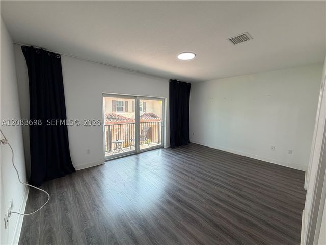 2370 SW 18th Ave, Fort Lauderdale, FL 33315