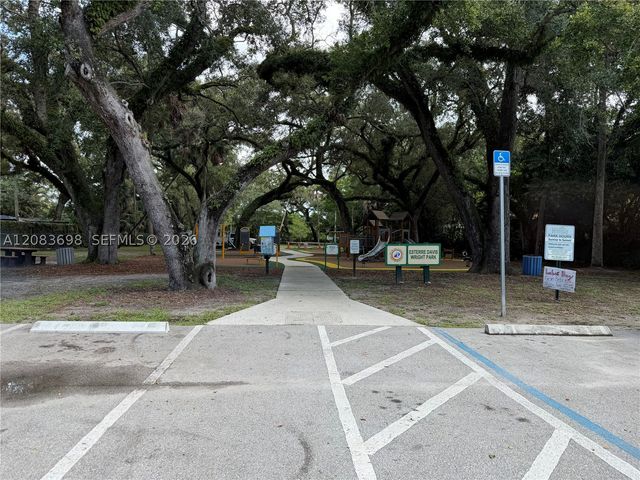 2370 SW 18th Ave, Fort Lauderdale, FL 33315