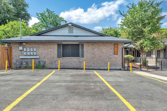 410 Regina, San Antonio, TX 78223