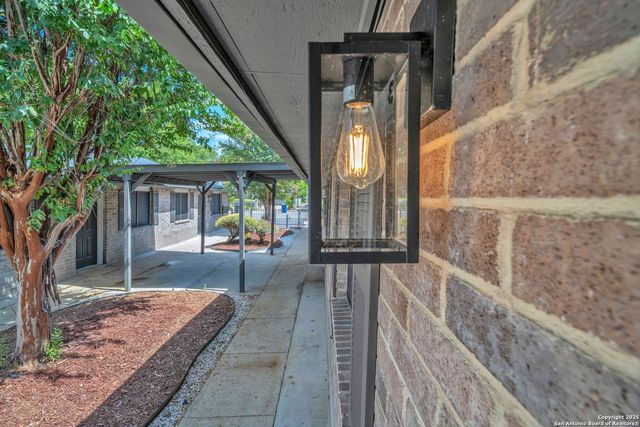 410 Regina, San Antonio, TX 78223