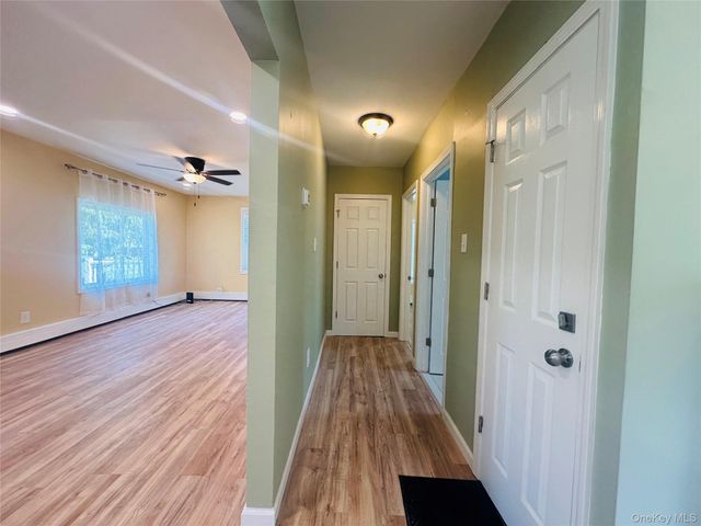 26 Spring St, Chelsea, NY 12512