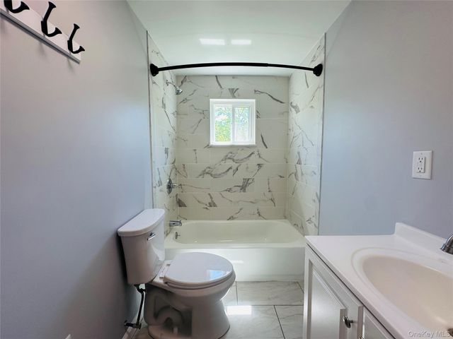 26 Spring St, Chelsea, NY 12512