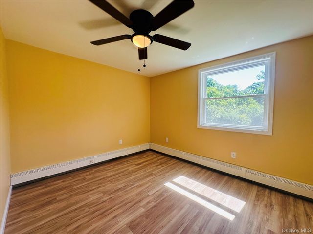 26 Spring St, Chelsea, NY 12512
