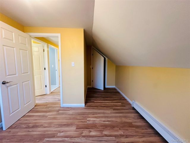 26 Spring St, Chelsea, NY 12512