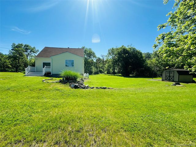 26 Spring St, Chelsea, NY 12512