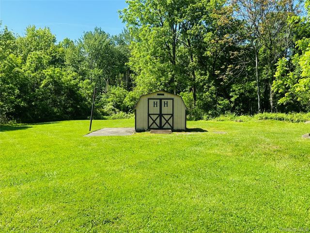 26 Spring St, Chelsea, NY 12512