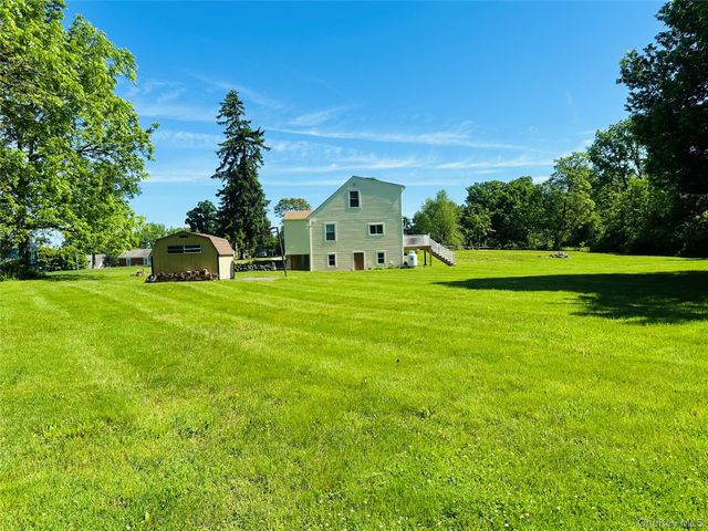 26 Spring St, Chelsea, NY 12512