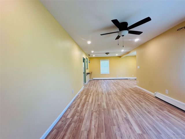 26 Spring St, Chelsea, NY 12512