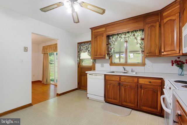 3320 LINEBORO RD, Manchester, MD 21102
