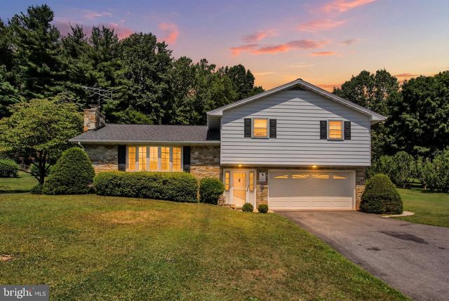3320 LINEBORO RD, Manchester, MD 21102