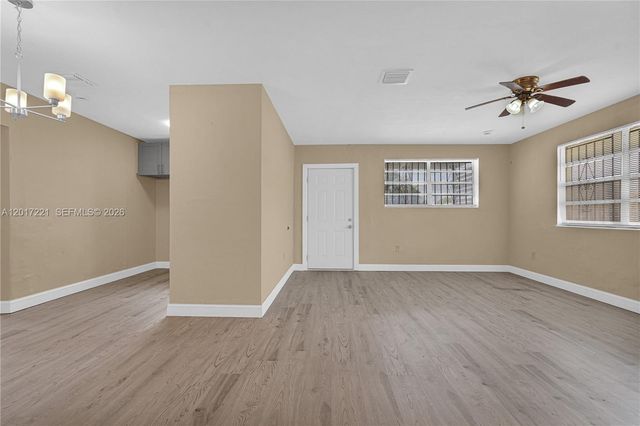 1375 NW 77th St, Miami, FL 33147