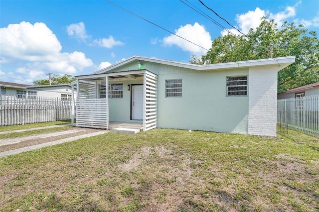 1375 NW 77th St, Miami, FL 33147