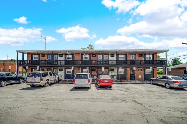 184 W 147th Street, Harvey, IL 60426