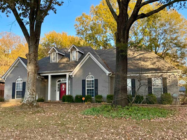 155 COUNTRYSIDE DR, Oakland, TN 38060