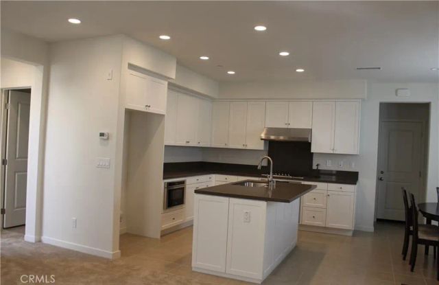 111 Briarberry, Irvine, CA 92618