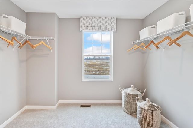 1799 Breton Avenue, North Aurora, IL 60542