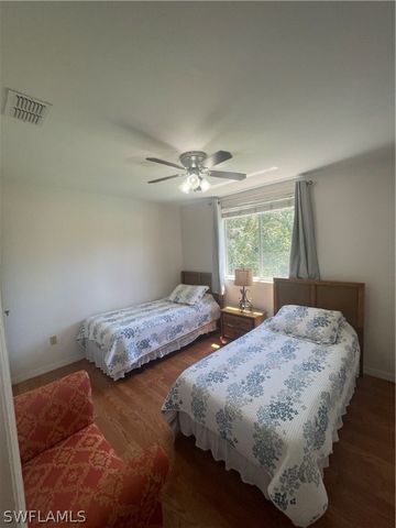 378 Dover PL 702, Naples, FL 34104