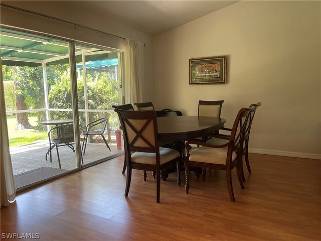 378 Dover PL 702, Naples, FL 34104