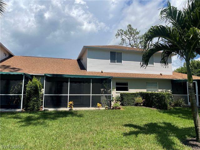 378 Dover PL 702, Naples, FL 34104