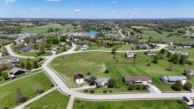 204 Saddlebrook Circle, Berea, KY 40403