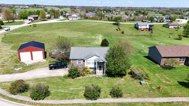 204 Saddlebrook Circle, Berea, KY 40403