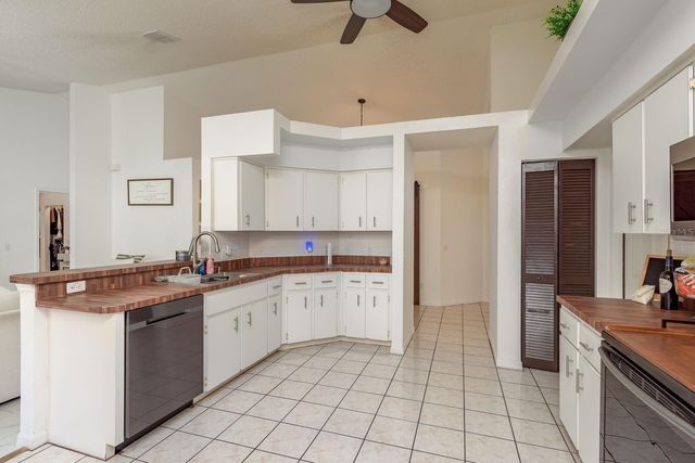 13825 LEROUX DRIVE, Hudson, FL 34669