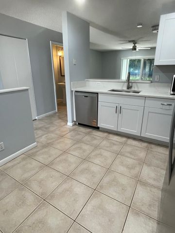 9766 Kamena Circle, Boynton Beach, FL 33436
