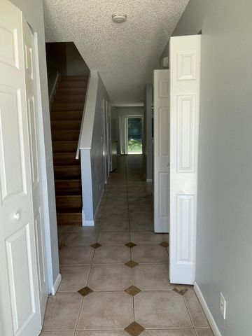 9766 Kamena Circle, Boynton Beach, FL 33436