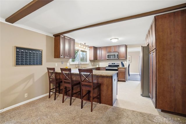 2433 E Rahn Road, Kettering, OH 45440