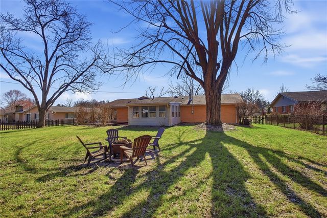 2433 E Rahn Road, Kettering, OH 45440