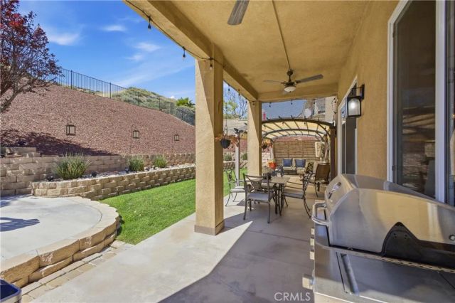 21116 Cross Creek Drive, Saugus, CA 91350