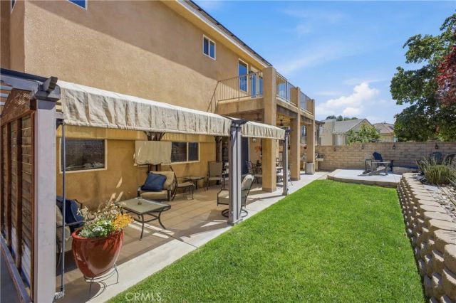 21116 Cross Creek Drive, Saugus, CA 91350