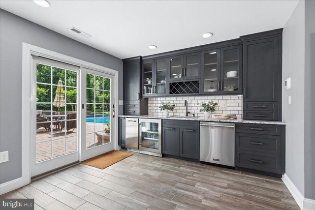 102 LITTLE NECK RD, Stevensville, MD 21666