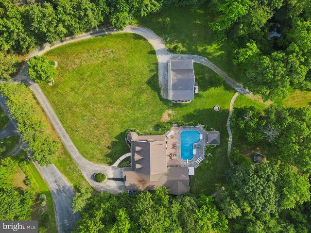 102 LITTLE NECK RD, Stevensville, MD 21666