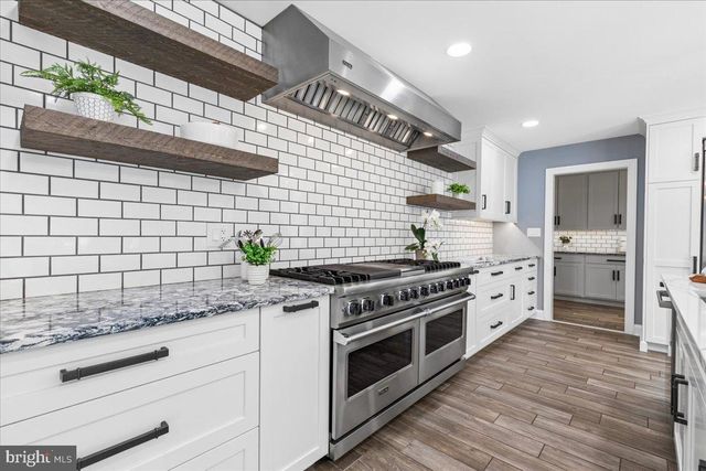 102 LITTLE NECK RD, Stevensville, MD 21666