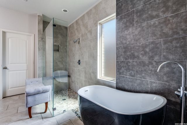 1728 Fall View, New Braunfels, TX 78130