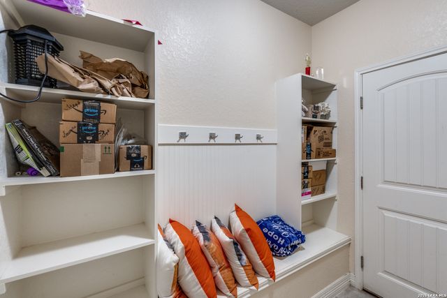 1728 Fall View, New Braunfels, TX 78130