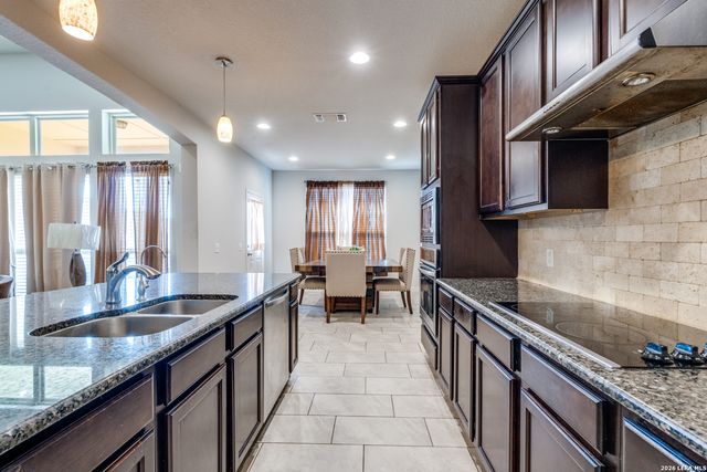 1728 Fall View, New Braunfels, TX 78130