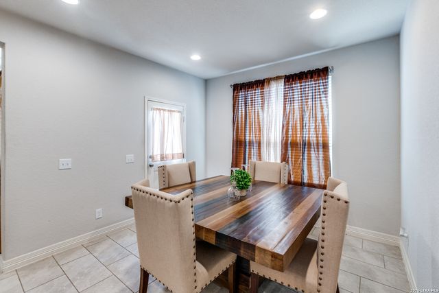 1728 Fall View, New Braunfels, TX 78130