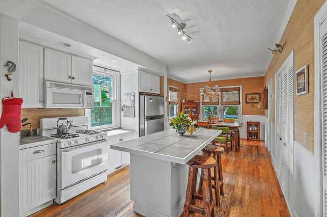 2154 Saint James Drive, Charleston, SC 29412