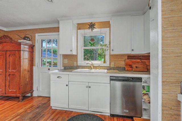 2154 Saint James Drive, Charleston, SC 29412