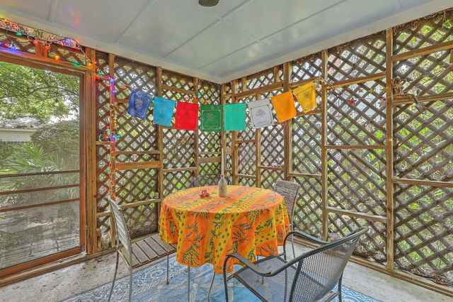 2154 Saint James Drive, Charleston, SC 29412