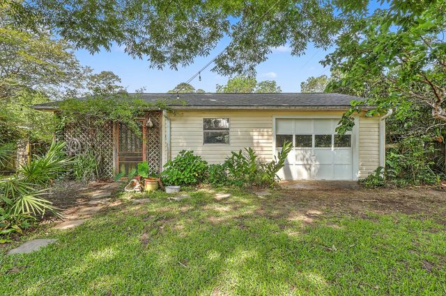2154 Saint James Drive, Charleston, SC 29412
